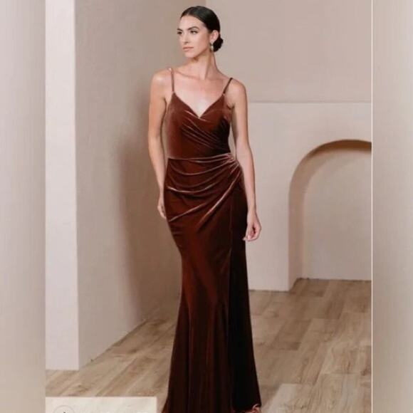 Revelry Rory Full Length Terracotta Velvet Dress SIZE 8 - Picture 1 of 5